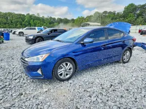 Hyundai Elantra 2.0L 4 2020