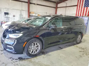 Chrysler Pacifica 3.6L 6 2025