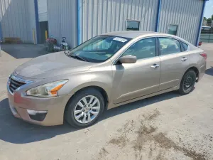 Nissan Altima 2.5L 4 2015