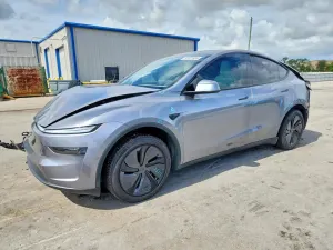 Tesla Model Y 2026