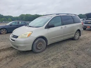 Toyota Sienna 3.3L 6 2004