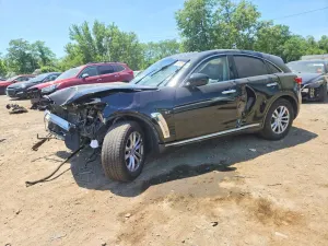 Infiniti QX70 3.7L 6 2016