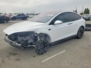 Tesla Model X 2022