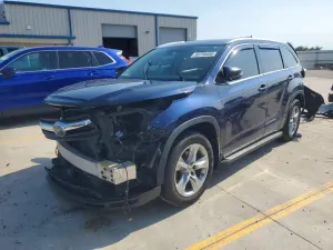Toyota Highlander 3.5L 6 2015