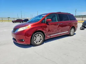 Toyota Sienna 3.5L 6 2012