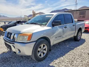 Nissan Titan 5.6L 8 2010