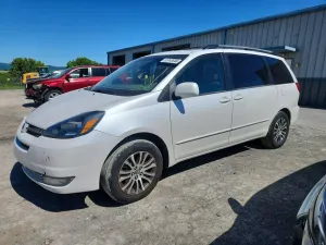 Toyota Sienna 3.3L 6 2005