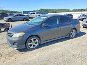 Toyota Corolla 1.8L 4 2011