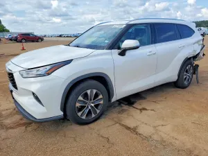 Toyota Highlander 3.5L 6 2020