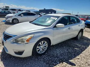 Nissan Altima 2.5L 4 2015