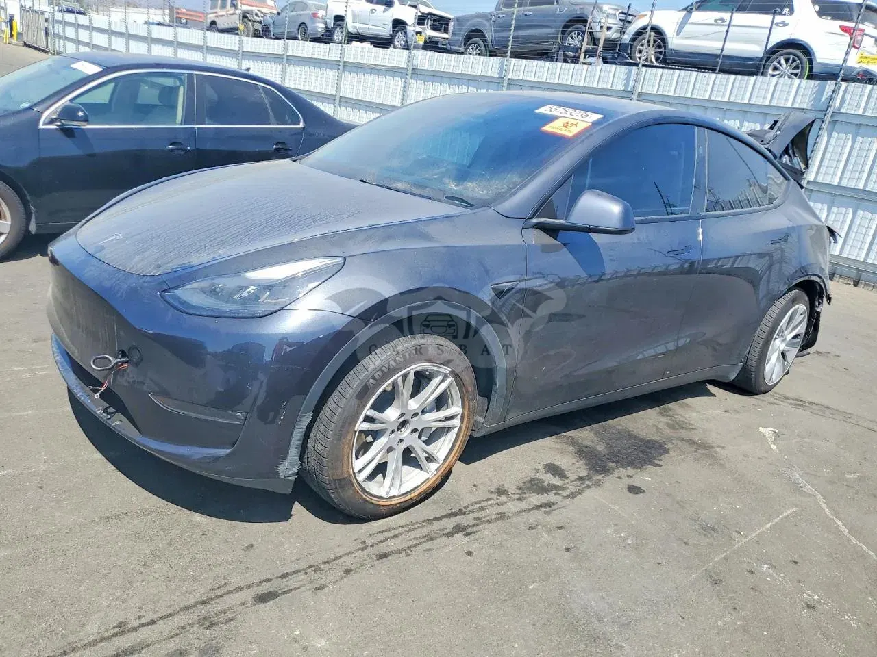 Tesla Model Y 2024