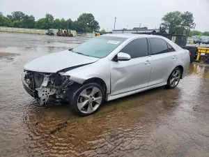 Toyota Camry 3.5L 6 2012