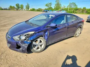 Hyundai Elantra 1.8L 4 2013