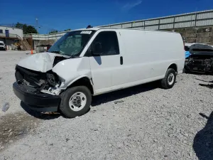 GMC Savana 6.6L 8 2025