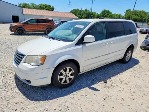Chrysler Town & Country 3.8L 6 2008