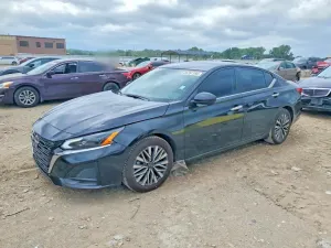 Nissan Altima 2.5L 4 2024