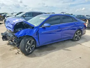 Hyundai Elantra 2.0L 4 2023
