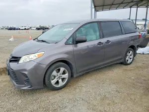 Toyota Sienna 3.5L 6 2019
