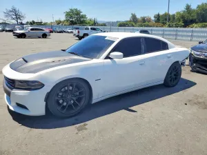 Dodge Charger 5.7L 8 2016