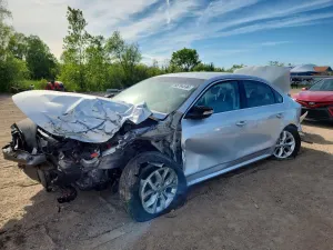 Volkswagen Passat 1.8L 4 2017