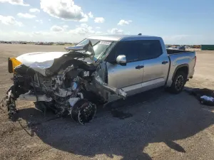 Toyota Tundra 3.4L 6 2025