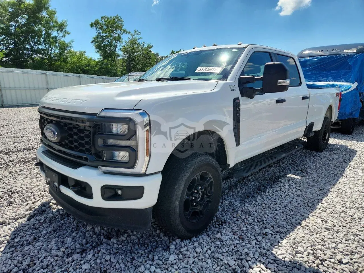 Ford F-350 6.8L 8 2024