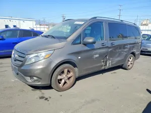 Mercedes-Benz Metris 2.0L 4 2016