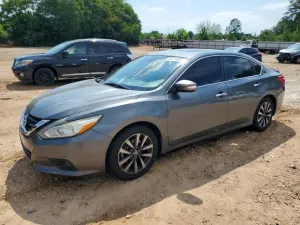 Nissan Altima 2.5L 4 2017