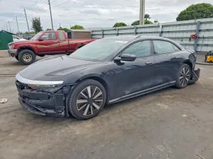 Lucid Air 2025