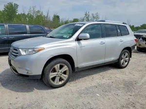 Toyota Highlander 3.5L 6 2013