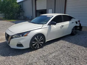 Nissan Altima 2.5L 4 2019
