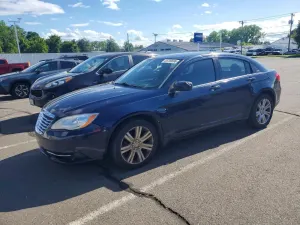 Chrysler 200 2.4L 4 2013