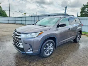 Toyota Highlander 3.5L 6 2018