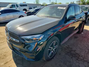 Mercedes-Benz GLC 2.0L 4 2023