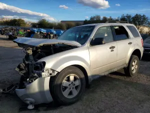 Ford Escape 3.0L 6 2011