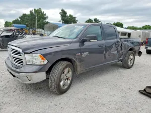 RAM 1500 5.7L 8 2019