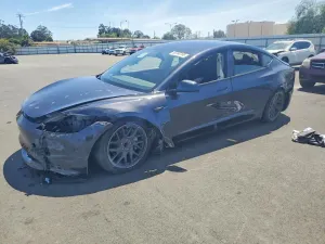 Tesla Model 3 2025