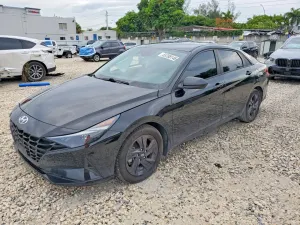 Hyundai Elantra 2.0L 4 2021