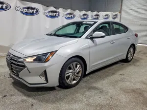 Hyundai Elantra 2.0L 4 2020