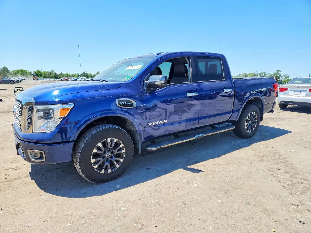Nissan Titan 5.6L 8 2017