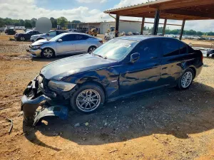 BMW 3 Series 3.0L 6 2010