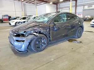 Tesla Model Y 2026