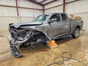 RAM 1500 5.7L 8 2013