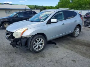 Nissan Rogue 2.5L 4 2011