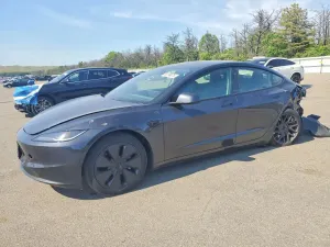 Tesla Model 3 2025