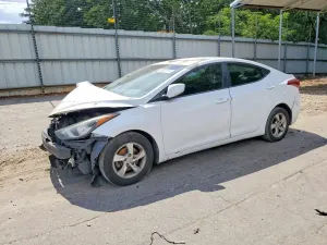 Hyundai Elantra 1.8L 4 2015