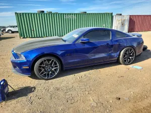 Ford Mustang 5.0L 8 2013