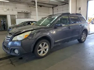 Subaru Outback 2.5L 4 2013