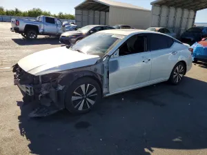 Nissan Altima 2.5L 4 2019