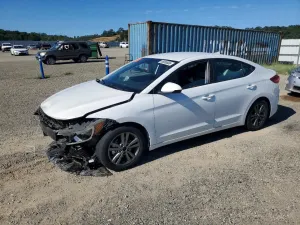 Hyundai Elantra 2.0L 4 2017